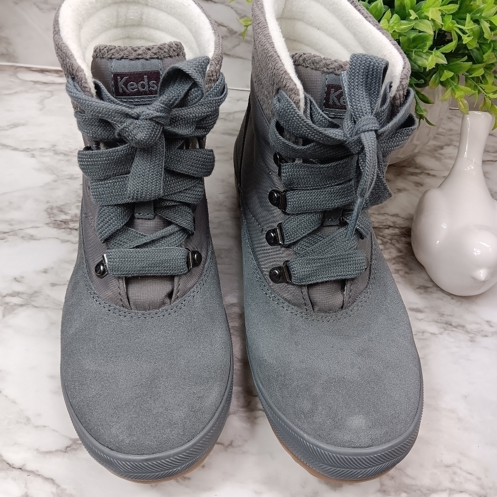 KEDS SOFTERRA Women's Ankle Lace-up Camp Boots Gray Suede Size 8 hiking outdoor - Picture 2 of 10